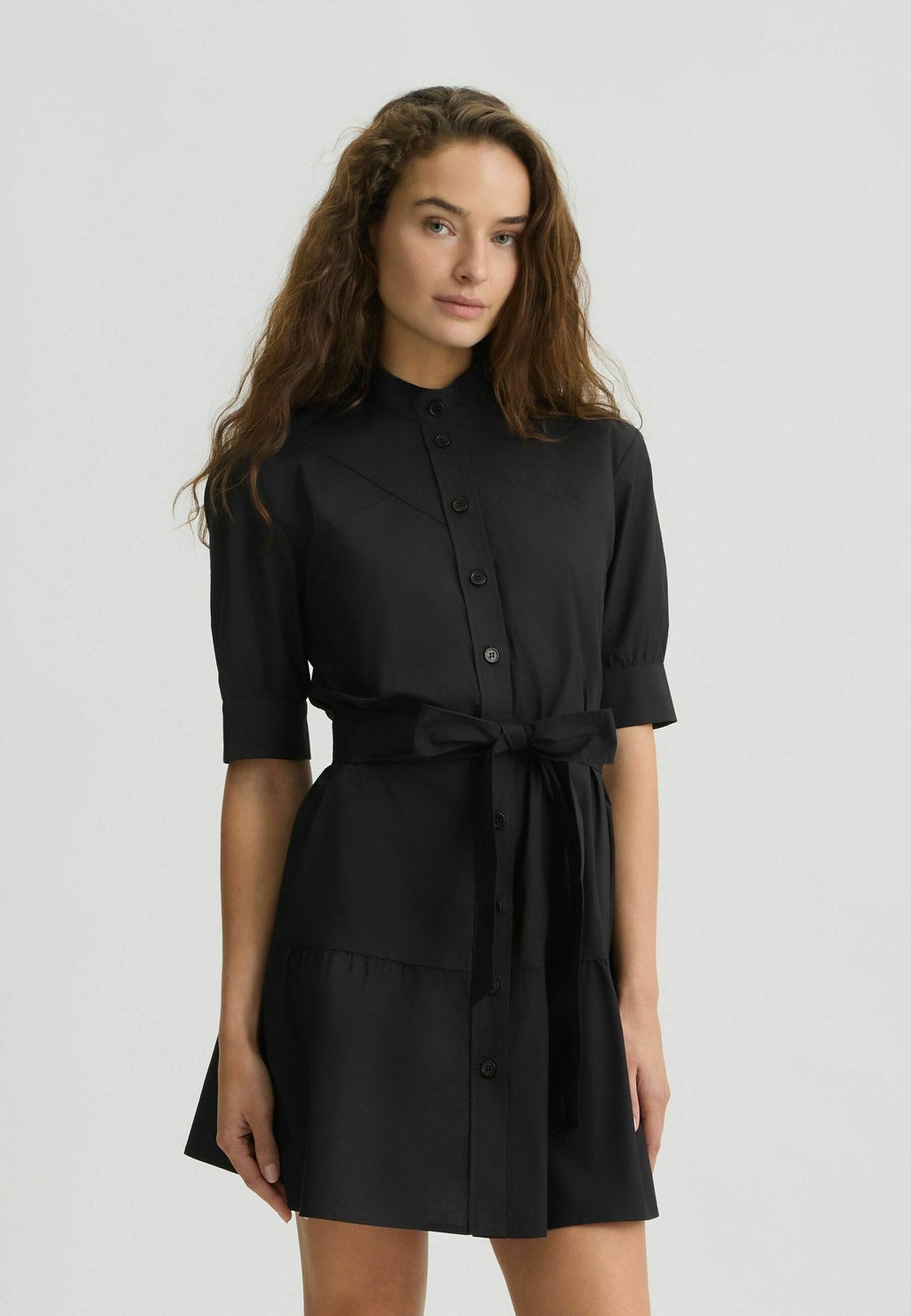 Платье-рубашка POPLIN LIU JO, черный
Платье-рубашка POPLIN LIU JO, черный