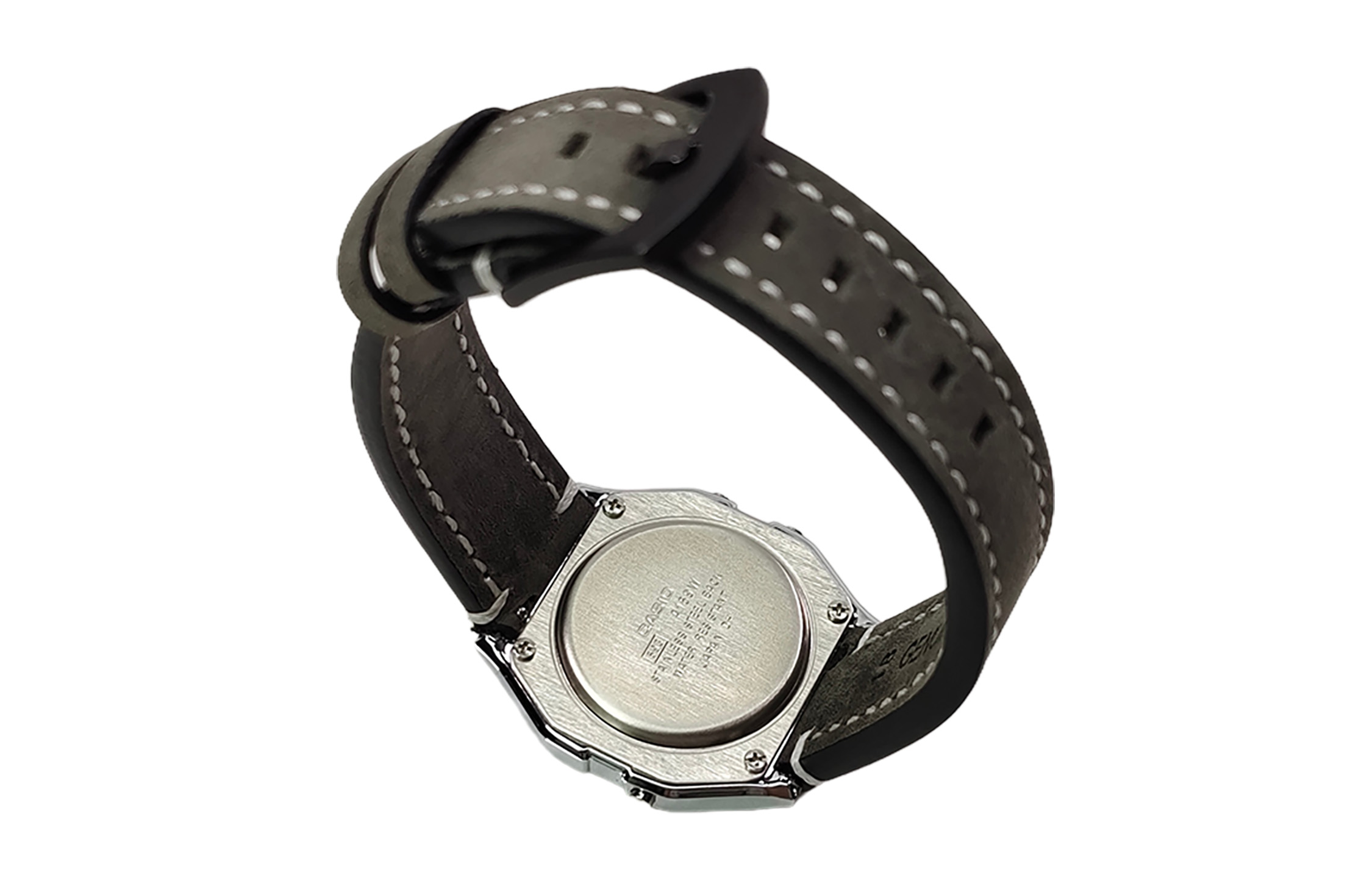 CASIO Ретро часы с кварцевым механизмом на кожаном ремешке унисекс черный циферблат
CASIO Ретро часы с кварцевым механизмом на кожаном ремешке унисекс черный циферблат