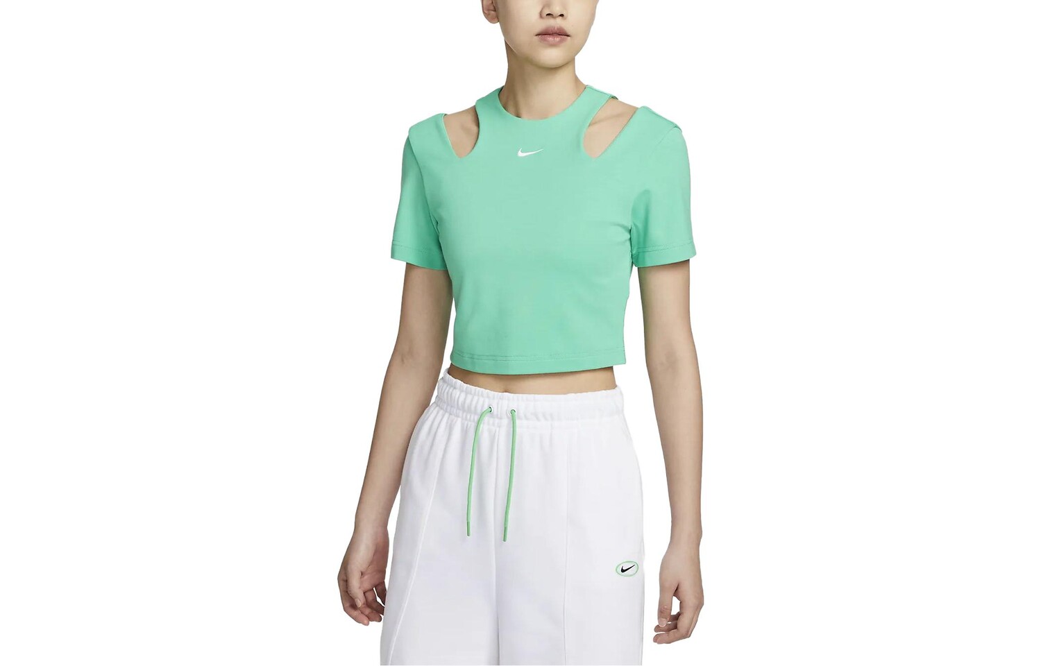 Укороченный женский топ весенне-зеленого цвета Nike
Укороченный женский топ весенне-зеленого цвета Nike