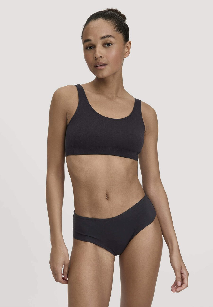 Брифы Hessnatur 3ER PACK, Schwarz/Black
Брифы Hessnatur 3ER PACK, Schwarz/Black