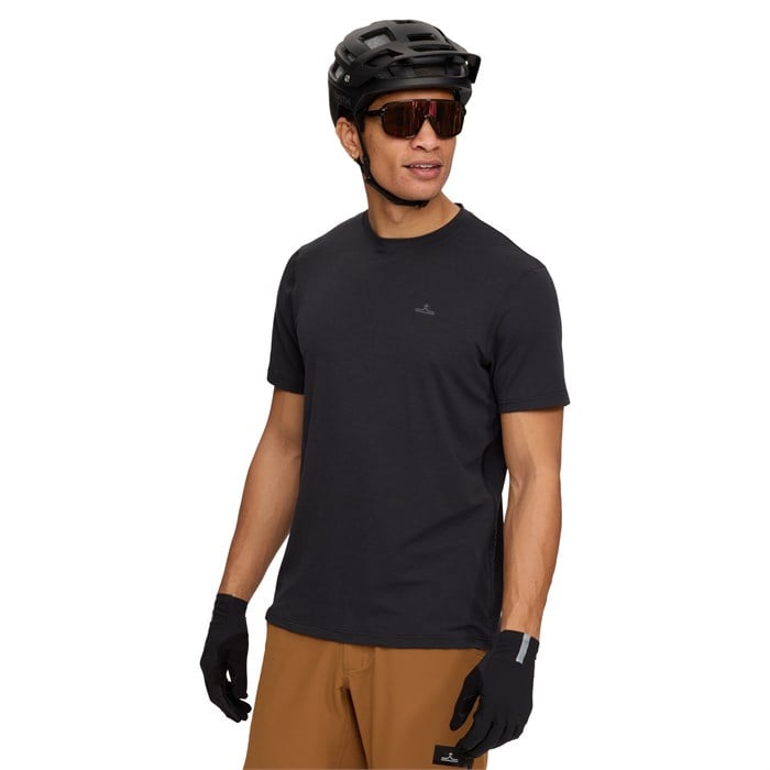 Велосипедная майка с коротким рукавом Lookout Evo, Black
Велосипедная майка с коротким рукавом Lookout Evo, Black