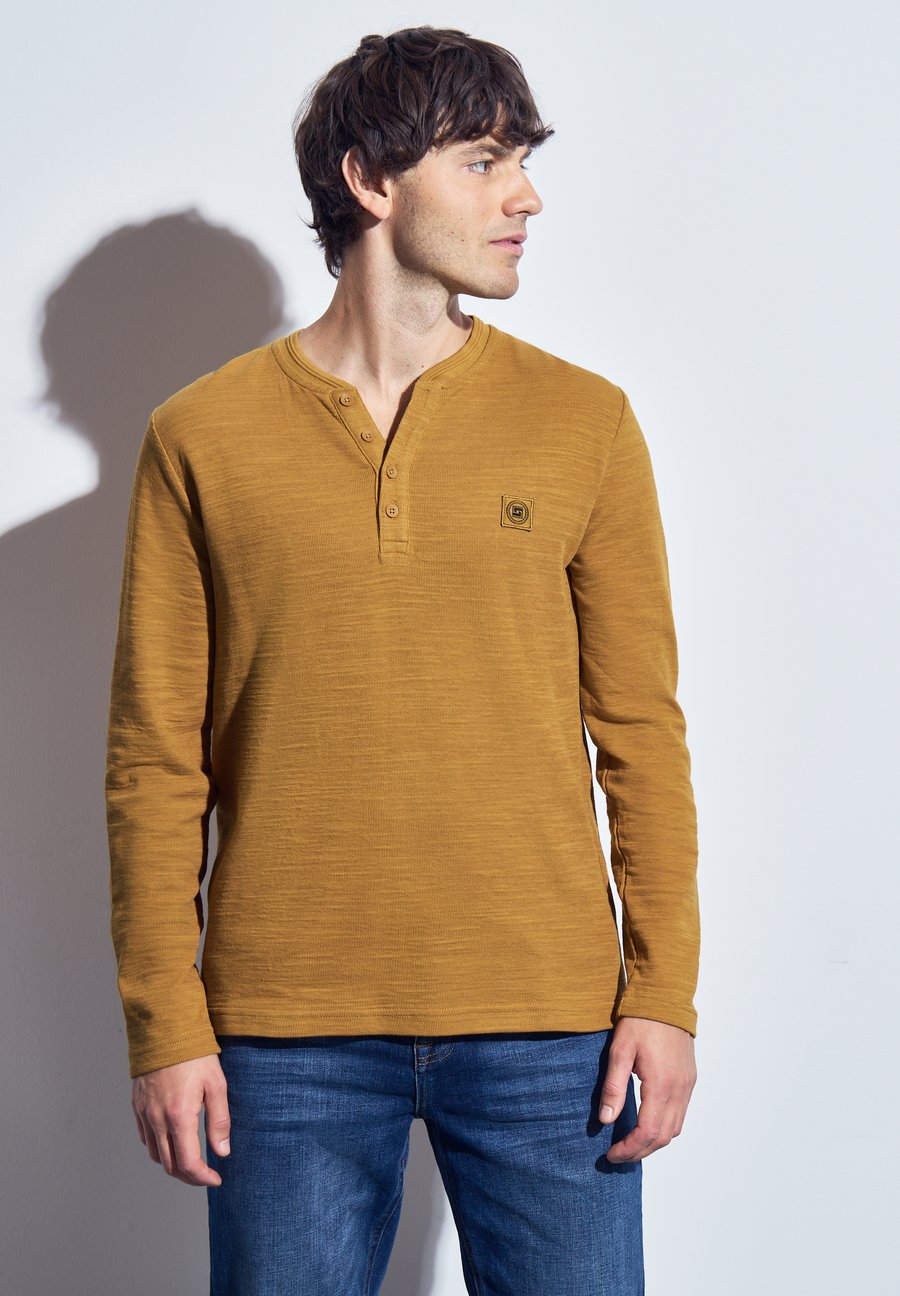 Топ Street One MEN SOFTES SLUB , Gelb/Yellow
Топ Street One MEN SOFTES SLUB , Gelb/Yellow