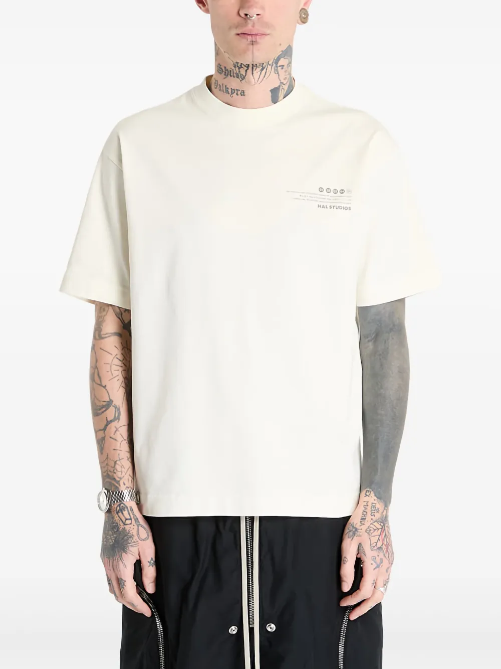 Футболка из хлопка с вышитым логотипом HAL STUDIOS, белый
Футболка из хлопка с вышитым логотипом HAL STUDIOS, белый