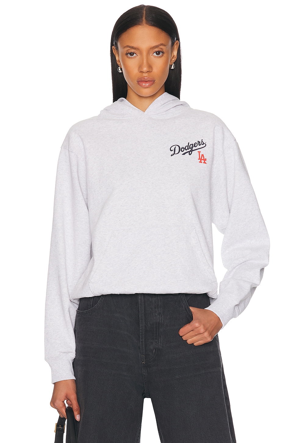 Свитшот X LA Dodgers Serif Sporty & Rich, Heather Gray
Свитшот X LA Dodgers Serif Sporty & Rich, Heather Gray