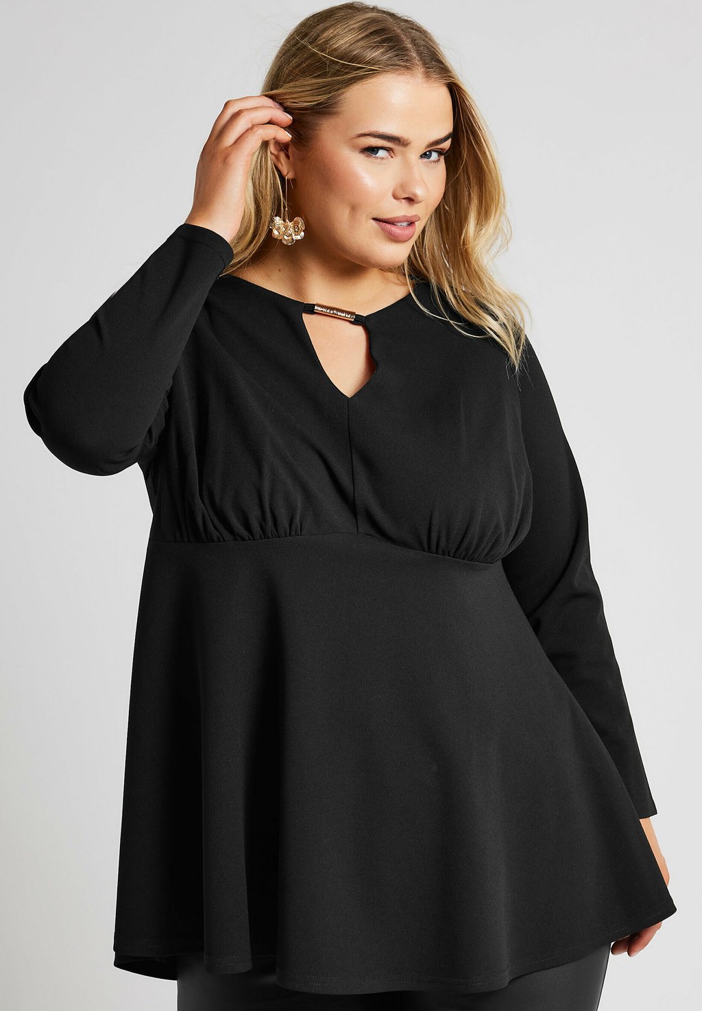 Топ с длинными рукавами KEYHOLE PEPLUM Yours Clothing, антрацит
Топ с длинными рукавами KEYHOLE PEPLUM Yours Clothing, антрацит