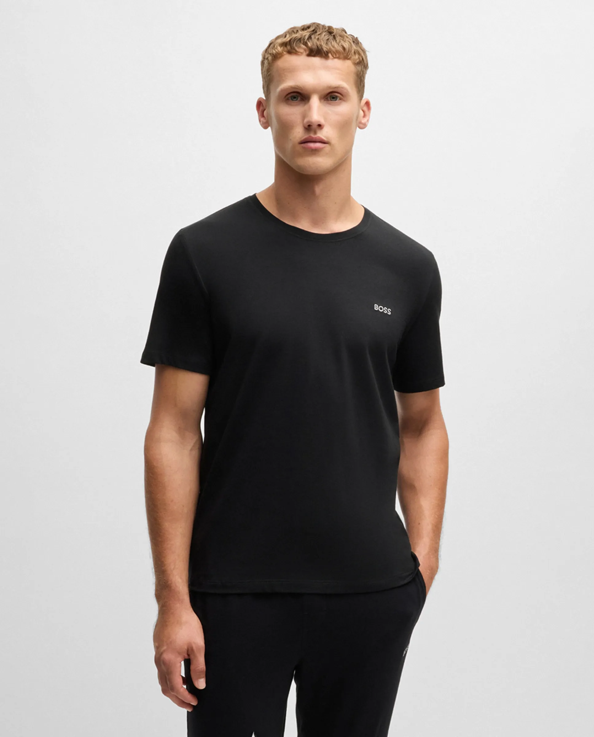Мужская футболка с коротким рукавом домашняя одежда большие размеры Boss, черный
Мужская футболка с коротким рукавом домашняя одежда большие размеры Boss, черный
