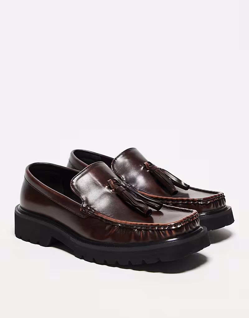 Коричневые лоферы с квадратным носком и кисточками Asos Design
Коричневые лоферы с квадратным носком и кисточками Asos Design