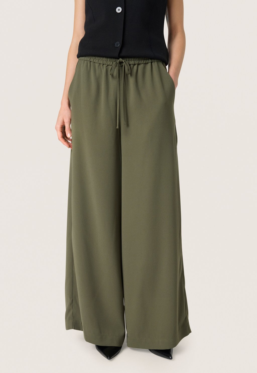 Брюки Soaked in Luxury, цвет Grape Leaf
Брюки Soaked in Luxury, цвет Grape Leaf