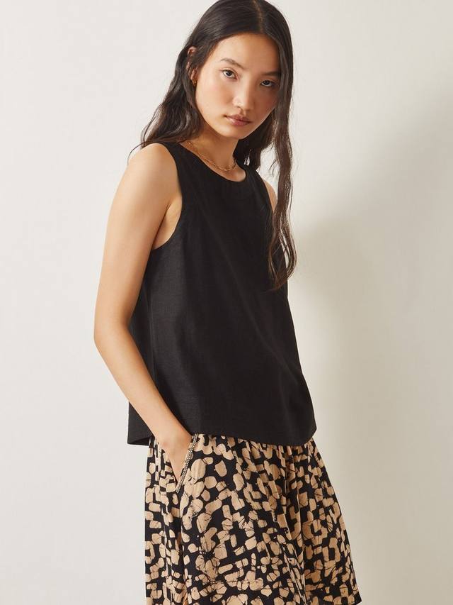 Люси Линен Топ с Боковой Застежкой на Пуговицах Monsoon, Black
Люси Линен Топ с Боковой Застежкой на Пуговицах Monsoon, Black