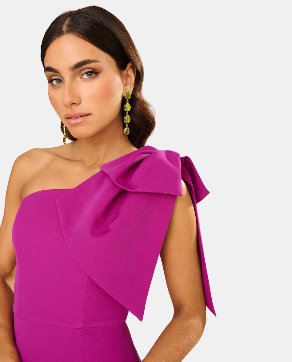 Платье с разрезом сзади и деталью в виде банта на плече MIPHAI, фиолетовый
Платье с разрезом сзади и деталью в виде банта на плече MIPHAI, фиолетовый