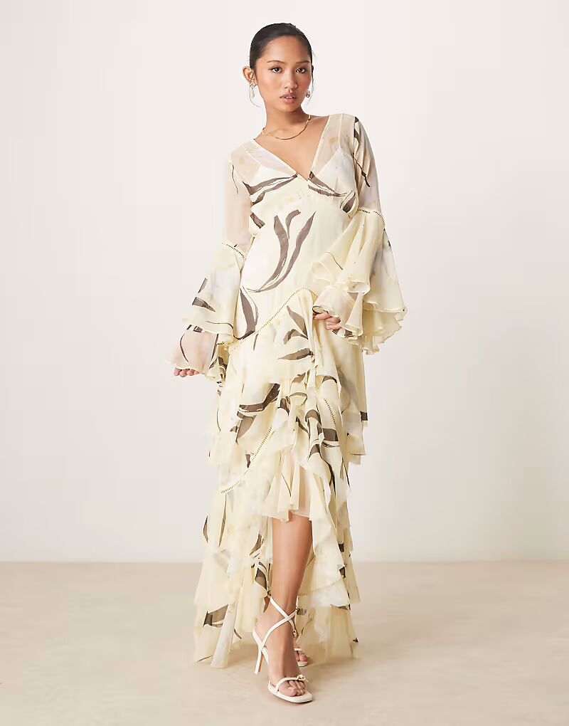 Платье макси ASOS DESIGN Petite с глубоким вырезом, оборками, кружевными вставками и лимонным цветочным принтом ASOS Petite
Платье макси ASOS DESIGN Petite с глубоким вырезом, оборками, кружевными вставками и лимонным цветочным принтом ASOS Petite