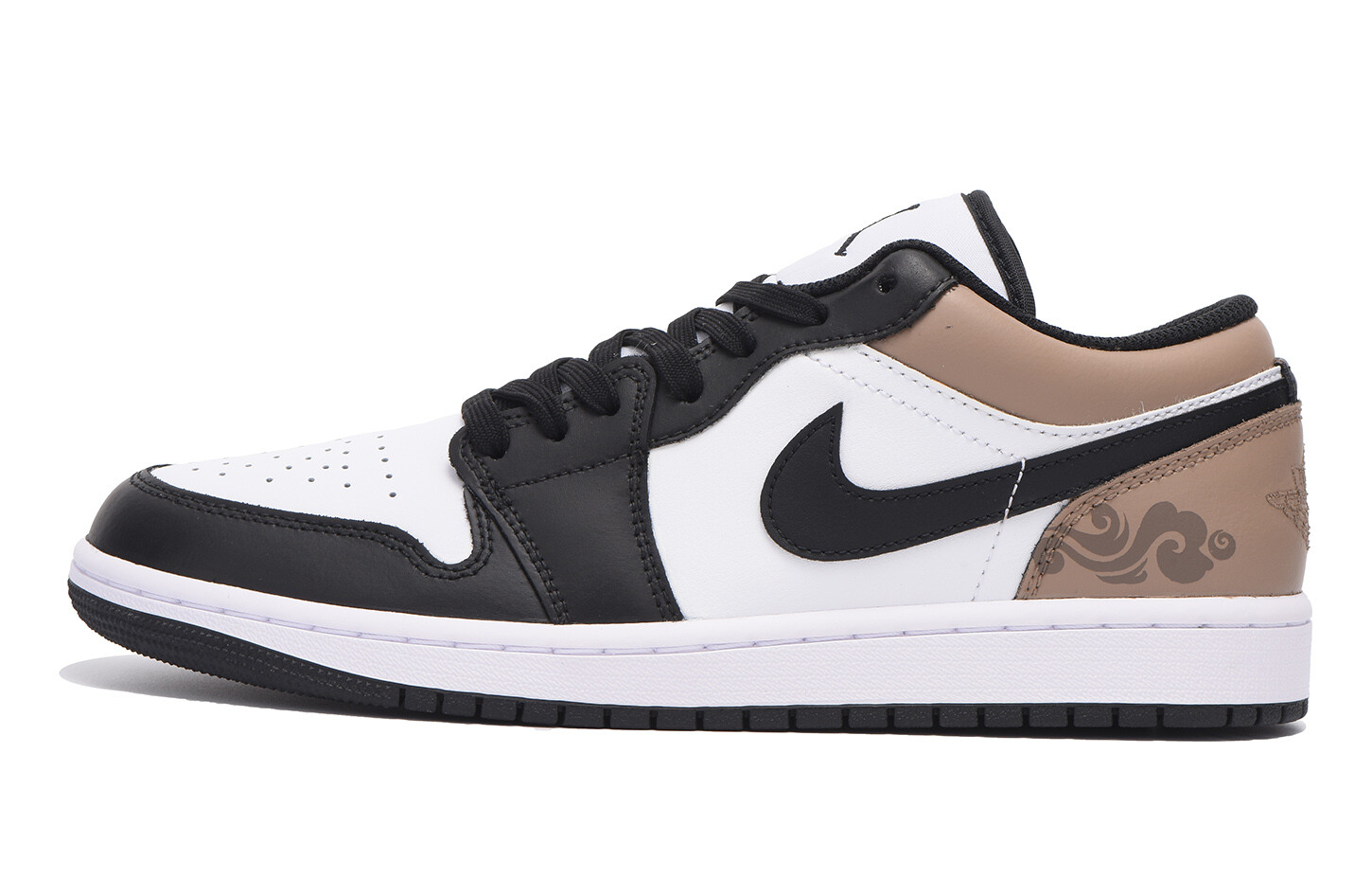 Кроссовки Air Jordan 1 Vintage Basketball Shoes Men Low-top Black/Brown, коричневый
Кроссовки Air Jordan 1 Vintage Basketball Shoes Men Low-top Black/Brown, коричневый
