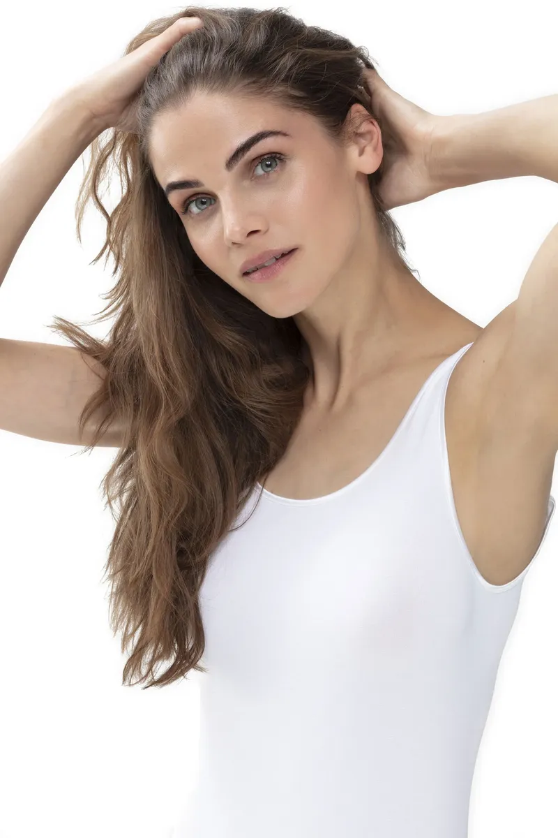 Майка Mey "EMOTION", широкие бретели, окантованные блестящим атласом, белый
Майка Mey "EMOTION", широкие бретели, окантованные блестящим атласом, белый