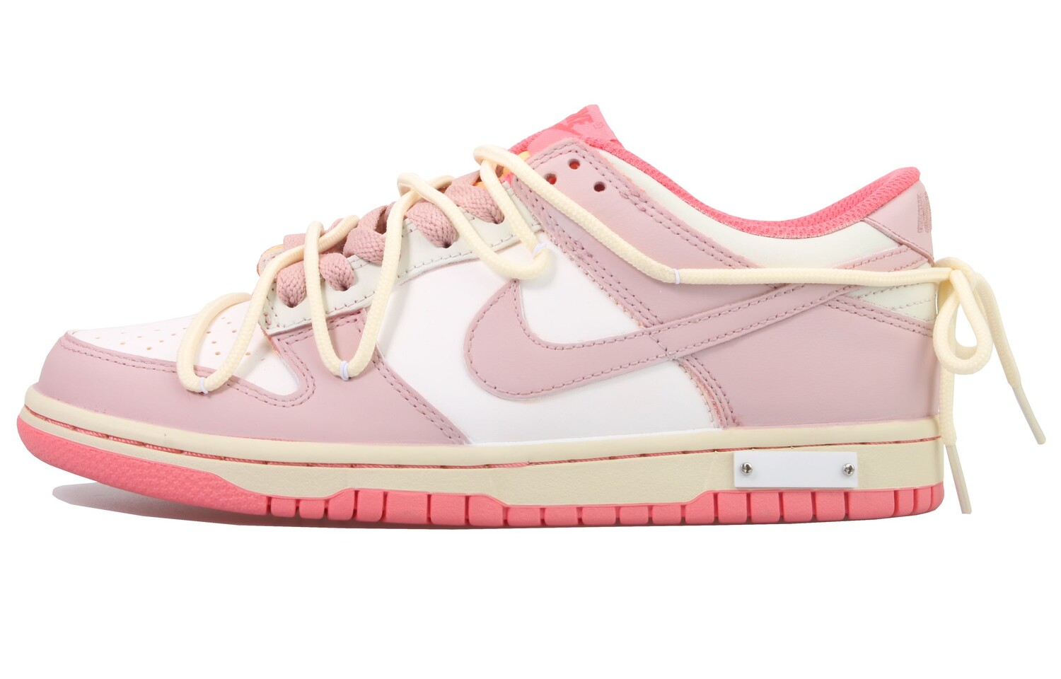 Женские кроссовки для скейтбординга Nike Dunk, Pink 
Женские кроссовки для скейтбординга Nike Dunk, Pink
