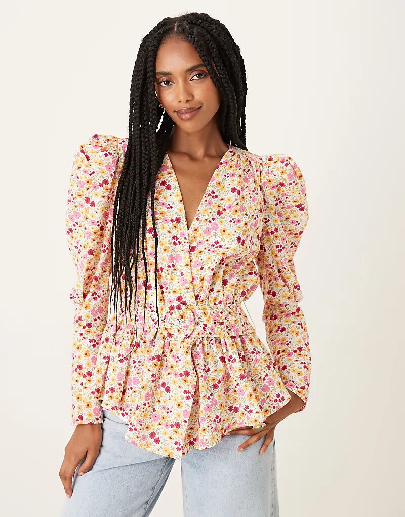Блузка Collective The Label Puff с поясом на плечах, с ярким разноцветным цветочным принтом
Блузка Collective The Label Puff с поясом на плечах, с ярким разноцветным цветочным принтом