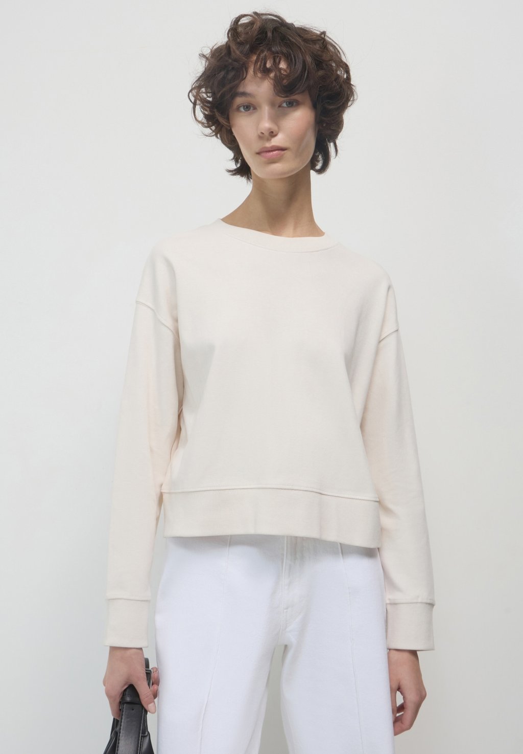 Толстовка GIROCOLLO BASIC Calliope, белый
Толстовка GIROCOLLO BASIC Calliope, белый