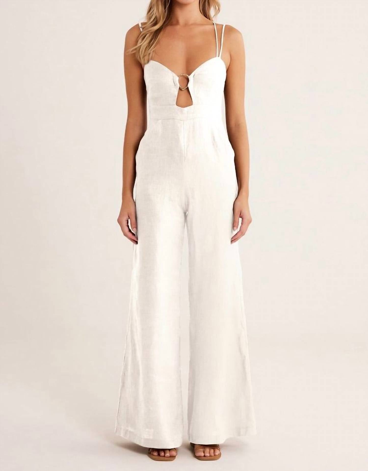 Белый комбинезон Byron RUMER
Белый комбинезон Byron RUMER