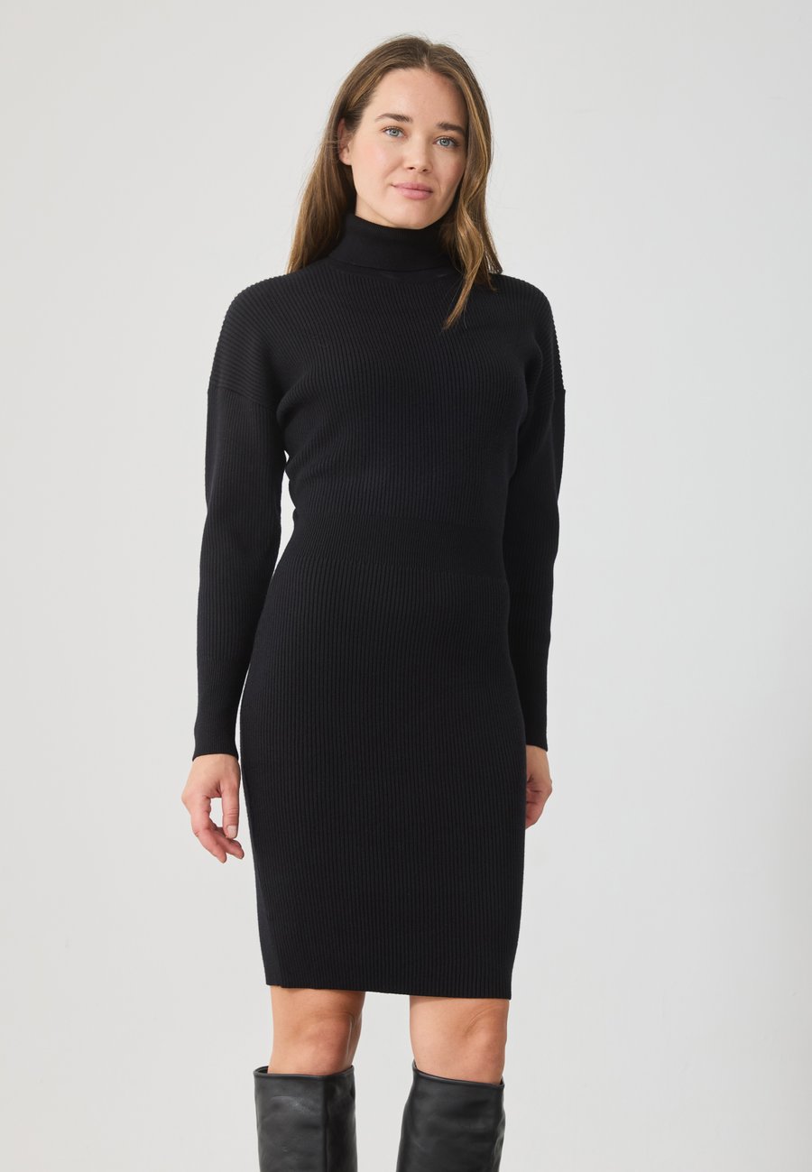 Платье Anna Field Jumper dress, Black
Платье Anna Field Jumper dress, Black