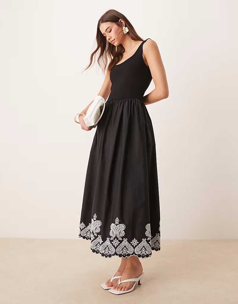 Платье-миди Nobody's Child Colorado с вышивкой черного цвета
Платье-миди Nobody's Child Colorado с вышивкой черного цвета