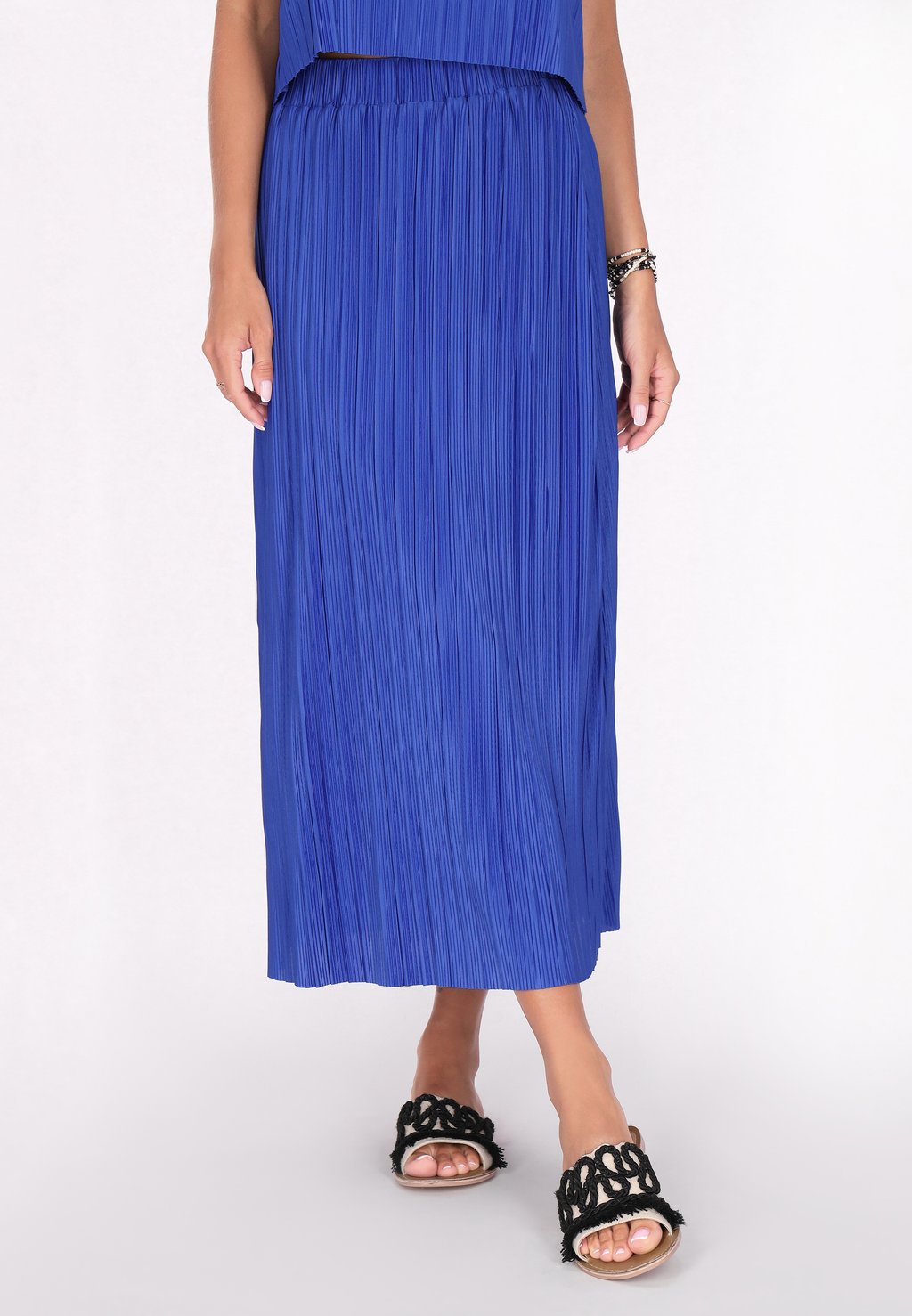 Юбка плиссированная A-line skirt IZIA, синий
Юбка плиссированная A-line skirt IZIA, синий