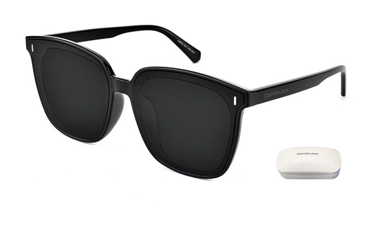 Солнцезащитные очки унисекс Calvin Klein, 003 - Черная рамка с прозрачными оранжевыми хлопьями
Солнцезащитные очки унисекс Calvin Klein, 003 - Черная рамка с прозрачными оранжевыми хлопьями