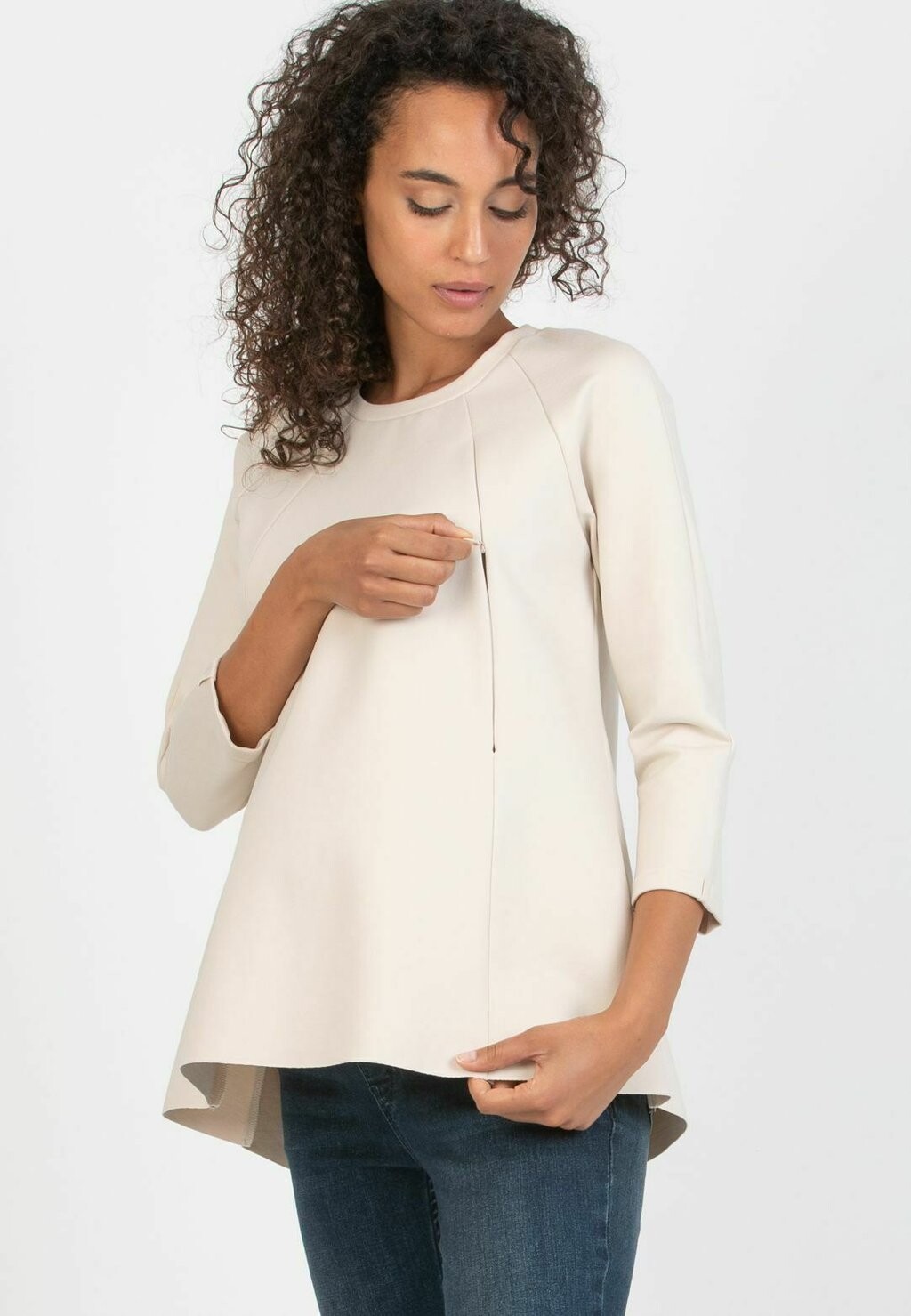 Толстовка ALYS MATERNITY AND NURSING WITH RAGLAN SLEEVE Attesa Maternity, цвет White Denim
Толстовка ALYS MATERNITY AND NURSING WITH RAGLAN SLEEVE Attesa Maternity, цвет White Denim