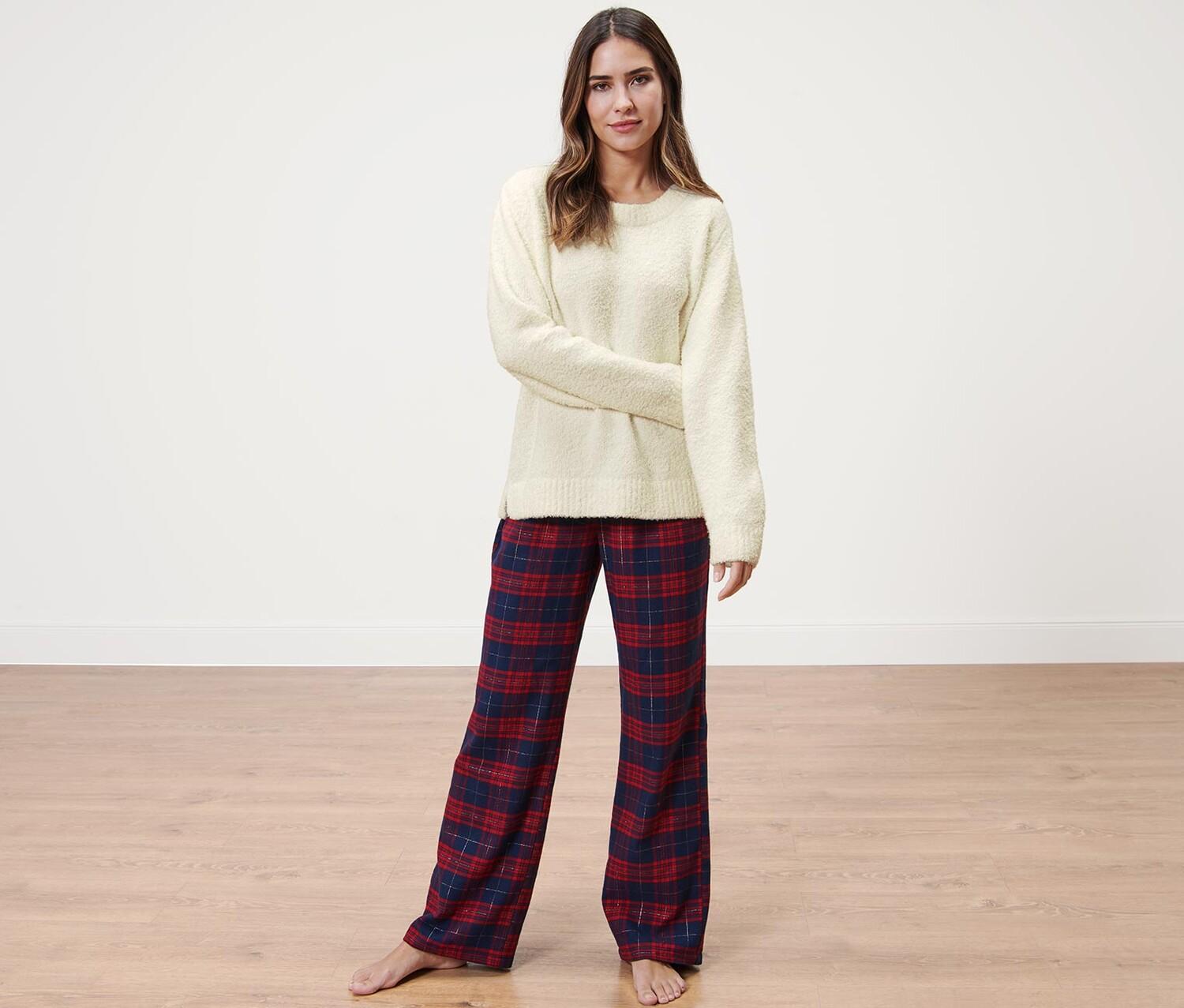 Уютный свитер Tchibo, кремового цвета
Уютный свитер Tchibo, кремового цвета