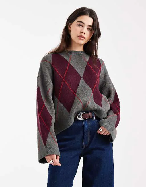 Серый пушистый вязаный джемпер с ромбами ASOS DESIGN
Серый пушистый вязаный джемпер с ромбами ASOS DESIGN