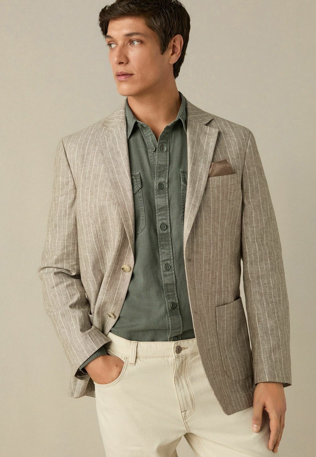 Пиджак-блейзер REGULAR FIT - STRIPE Next, бежевый
Пиджак-блейзер REGULAR FIT - STRIPE Next, бежевый