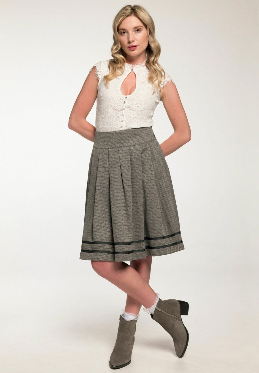 Юбка Spieth & Wensky GLORA, Oliv/Olive
Юбка Spieth & Wensky GLORA, Oliv/Olive