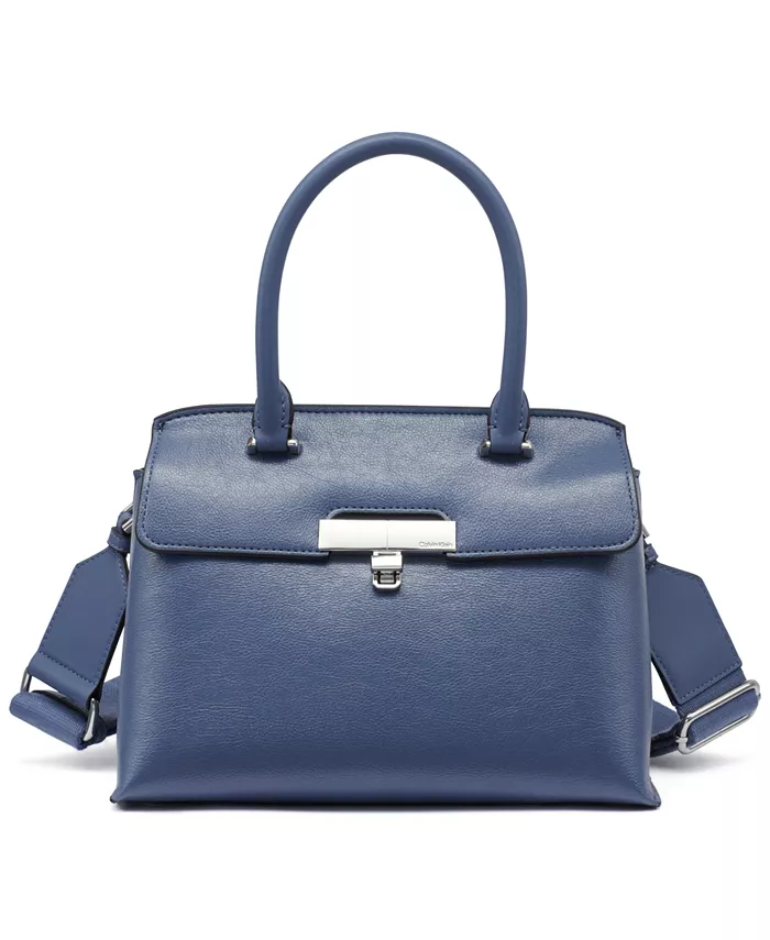 Бекки Сумка кросс-боди с поворотным замком и съемным ремнем Calvin Klein, черный
Бекки Сумка кросс-боди с поворотным замком и съемным ремнем Calvin Klein, черный