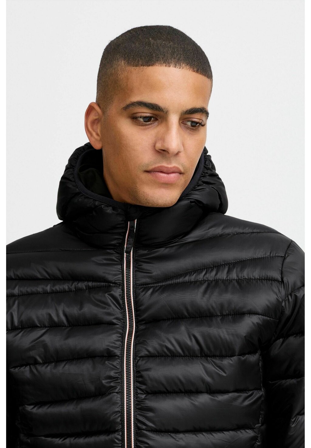 Зимняя куртка OUTERWEAR Blend, черный
Зимняя куртка OUTERWEAR Blend, черный