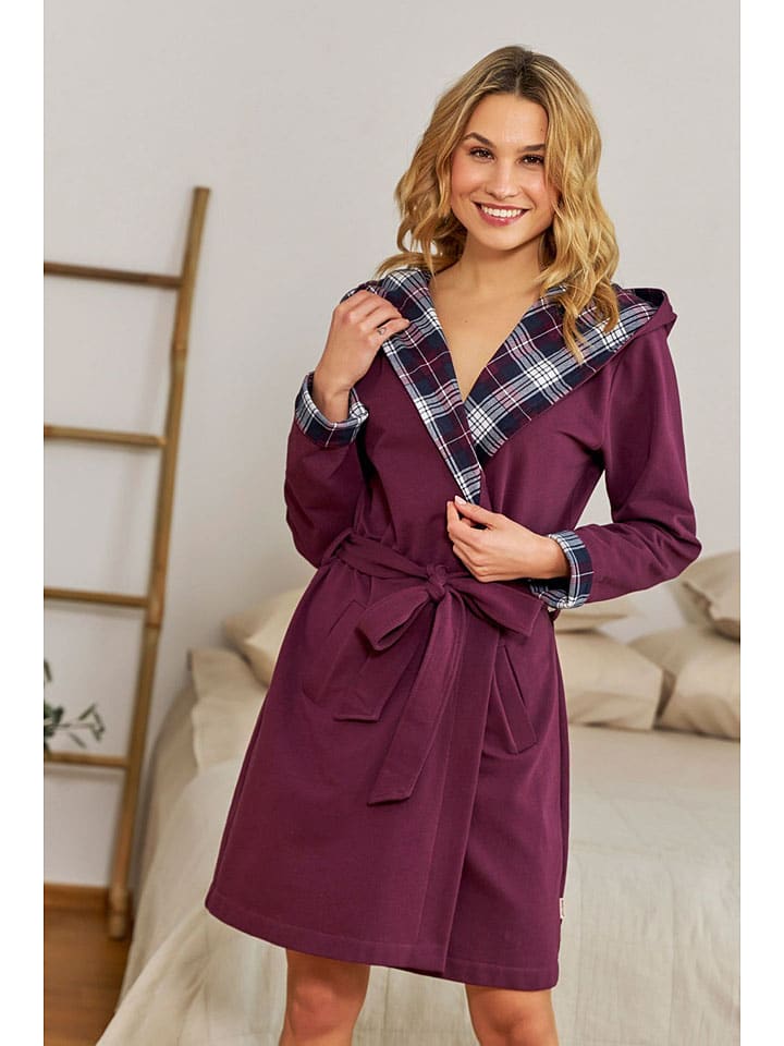 Халат Doctor Nap, бордовый
Халат Doctor Nap, бордовый