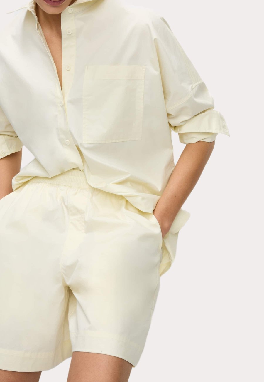 Блуза Marks & Spencer PURE COLLARED THROUGH, Buttermilk/Beige
Блуза Marks & Spencer PURE COLLARED THROUGH, Buttermilk/Beige