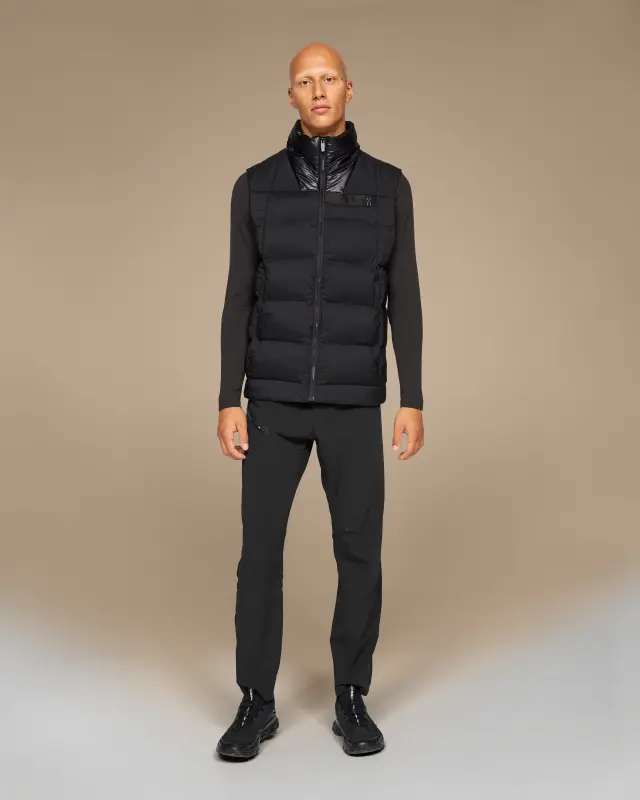 Жилет Challenger On-Running, черный
Жилет Challenger On-Running, черный