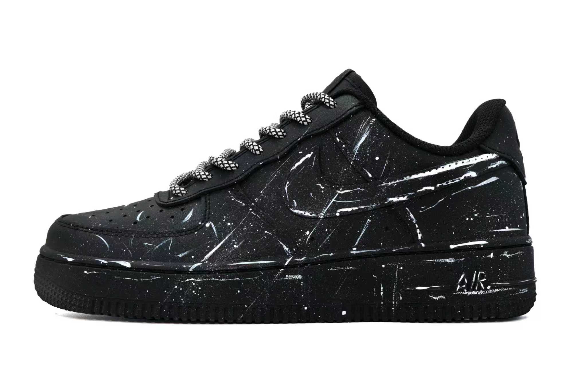 Nike Air Force 1 Shimmery Critical Strike устойчивые к истиранию низкие скейтборд кроссовки мужские черные
Nike Air Force 1 Shimmery Critical Strike устойчивые к истиранию низкие скейтборд кроссовки мужские черные