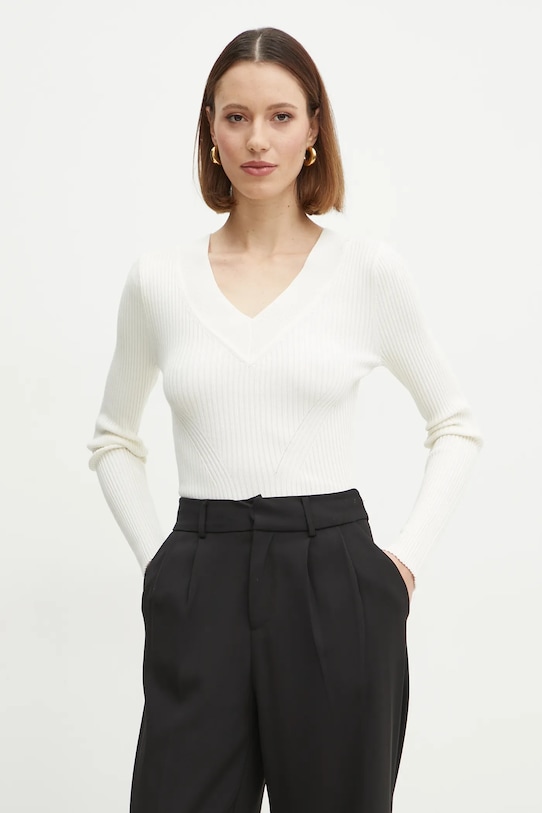 Свитер KATELYN Guess, бежевый
Свитер KATELYN Guess, бежевый