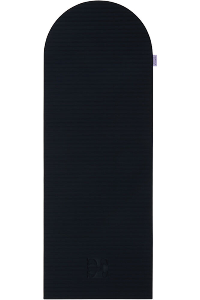 Черный коврик для йоги Archy Hercule Studio
Черный коврик для йоги Archy Hercule Studio