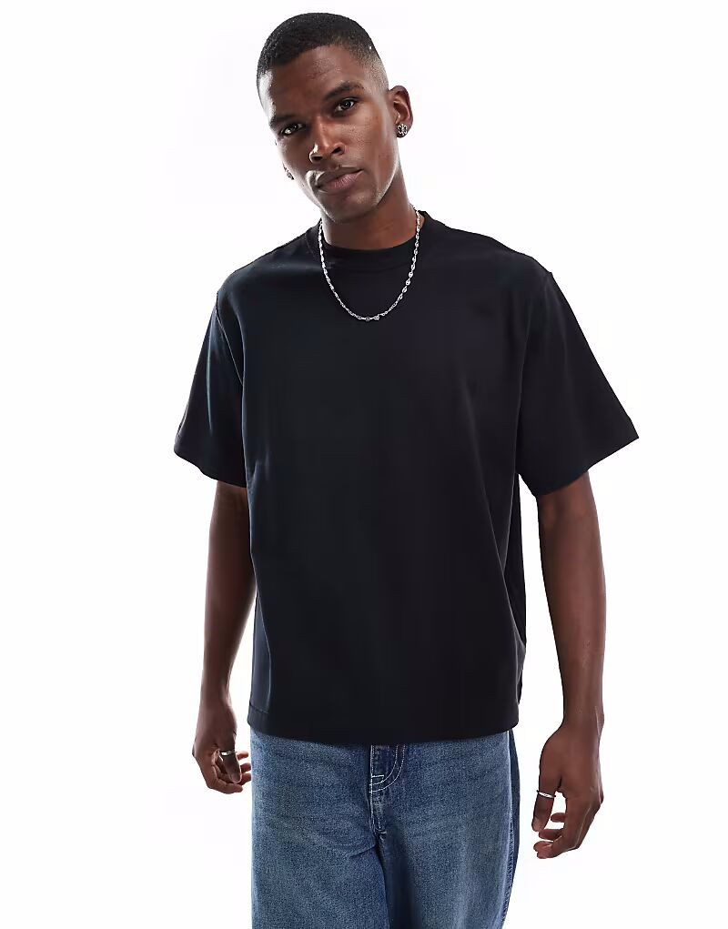 Футболка Pull&Bear свободного кроя персикового цвета черного цвета 
Футболка Pull&Bear свободного кроя персикового цвета черного цвета