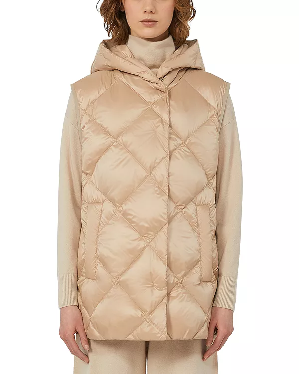 Пуховый жилет Frutto Weekend Max Mara, бежевый
Пуховый жилет Frutto Weekend Max Mara, бежевый