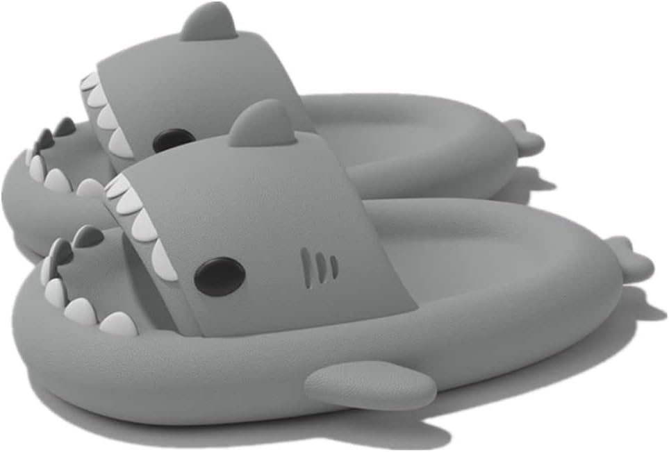 Милые тапочки с градиентным рисунком в виде акулы, пляжная обувь с мягкой подошвой 4 см, летние тапочки-акулы для женщин и мужчин, из ЭВА, нескользящие, для ванной комнаты, для дома и улицы Kaitesi, серый
Милые тапочки с градиентным рисунком в виде акулы, пляжная обувь с мягкой подошвой 4 см, летние тапочки-акулы для женщин и мужчин, из ЭВА, нескользящие, для ванной комнаты, для дома и улицы Kaitesi, серый