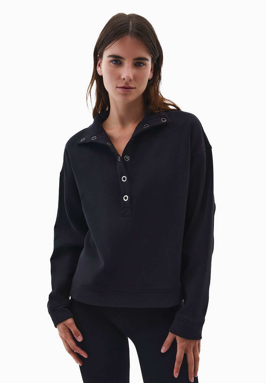 Толстовка OXXO HIGH NECK, Black
Толстовка OXXO HIGH NECK, Black
