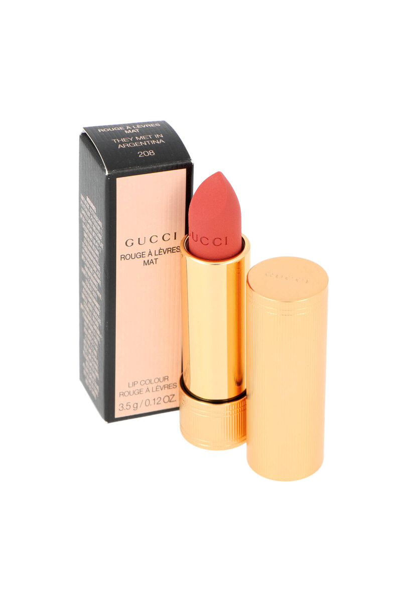 Gucci, Матовые губы Maquillage, оттенок 208 «Они встретились в Аргентине», 3,5 г
Gucci, Матовые губы Maquillage, оттенок 208 «Они встретились в Аргентине», 3,5 г