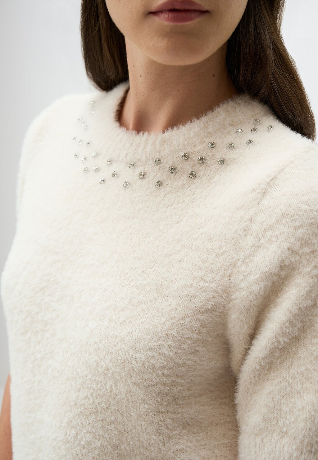 Футболка с принтом STONE EMBROIDERED CREW-NECK Jimmy Key, кремовый 
Футболка с принтом STONE EMBROIDERED CREW-NECK Jimmy Key, кремовый