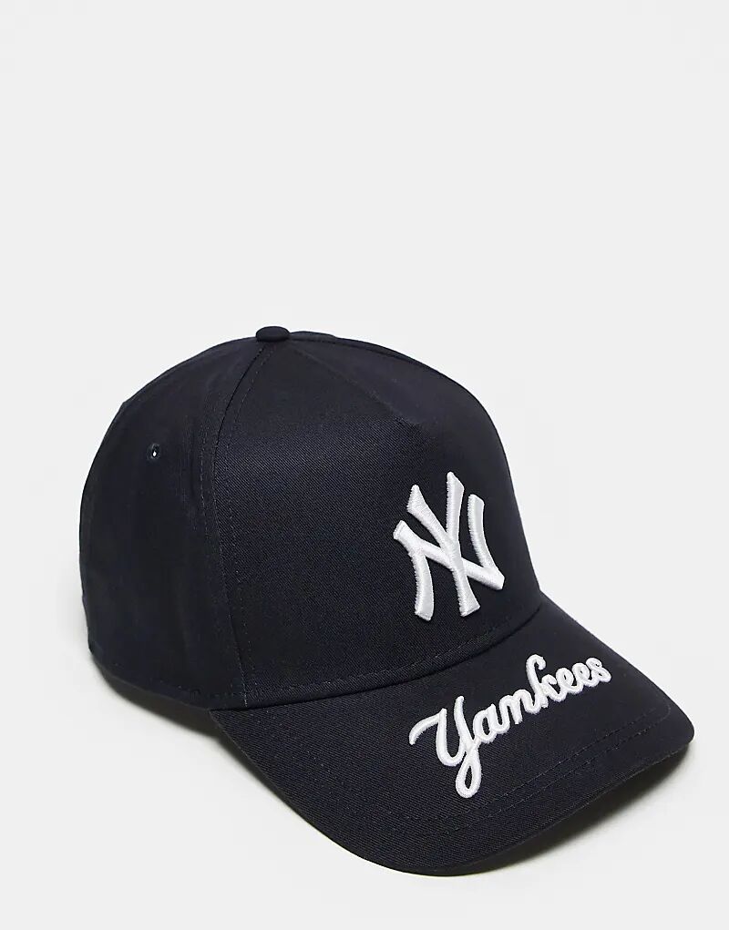 Черная кепка New Era NY Yankees 9forty
Черная кепка New Era NY Yankees 9forty