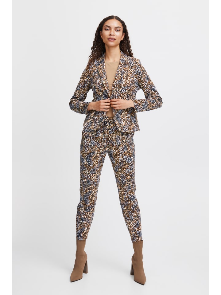 B. young Блейзер BYRizetta regular fit in Monk´s Robe Mix
B. young Блейзер BYRizetta regular fit in Monk´s Robe Mix