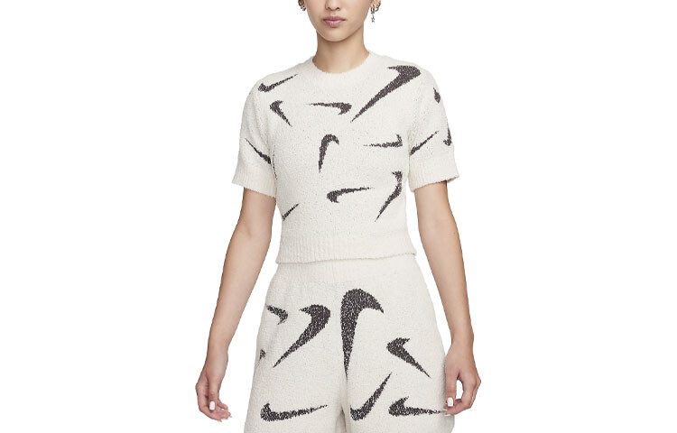 Футболка облегающего покроя Phoenix Cosy Bouclé, повседневная трикотажная Nike
Футболка облегающего покроя Phoenix Cosy Bouclé, повседневная трикотажная Nike