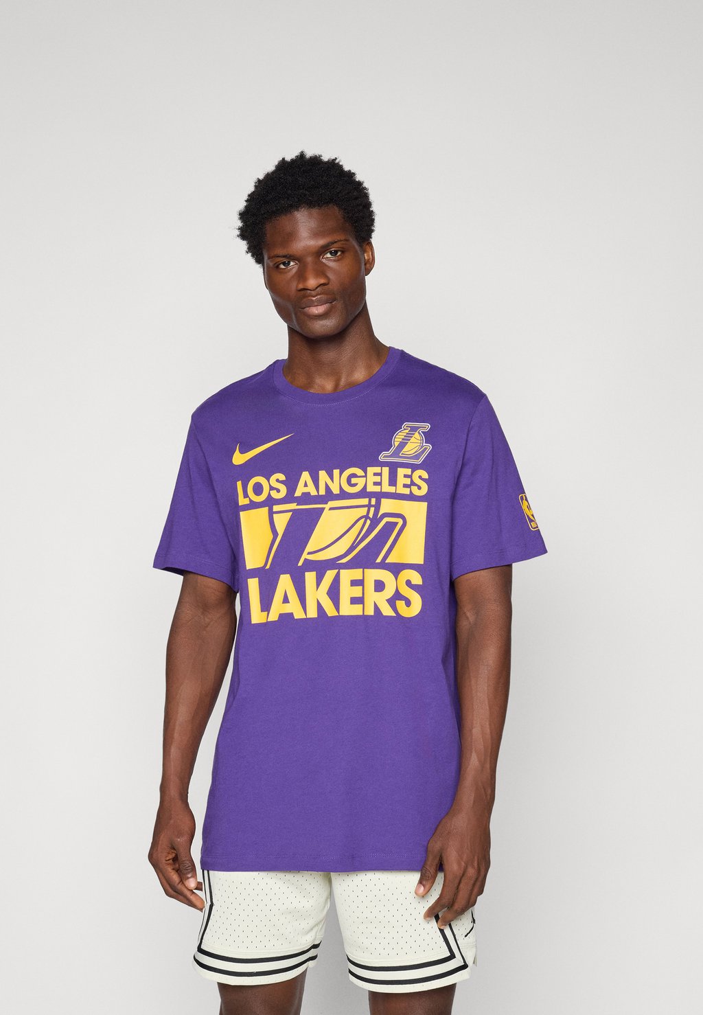 Футболка с принтом NBA LOS ANGELES LAKERS TEE - Club wear Nike Performance, фиолетовый
Футболка с принтом NBA LOS ANGELES LAKERS TEE - Club wear Nike Performance, фиолетовый