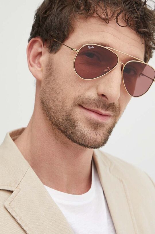Солнечные очки Ray-Ban, золотой
Солнечные очки Ray-Ban, золотой