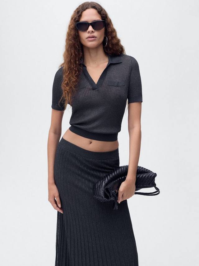 Топ Gossip с воротником из трикотажа Mango, Navy
Топ Gossip с воротником из трикотажа Mango, Navy